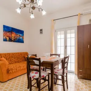 Apartment Ad Uso Turistico One Trapani